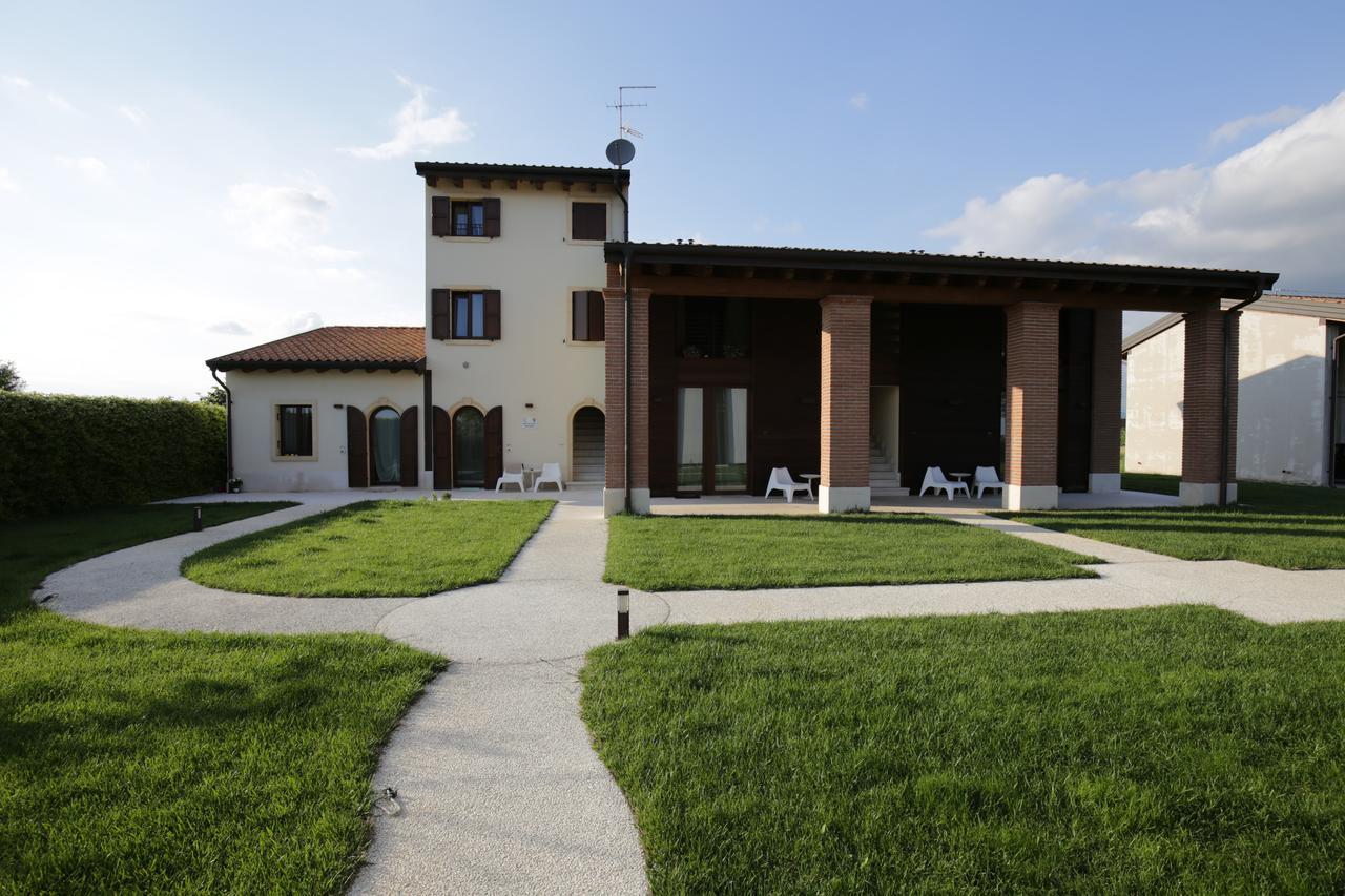 Agriturismo Casaquindici Appartamenti Sommacampagna Kültér fotó